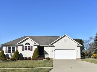 1528 Smith Dr, Wooster, OH