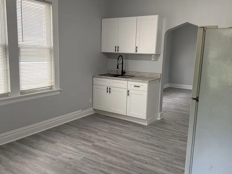 8531 S Burley Ave #2R — Photo 5