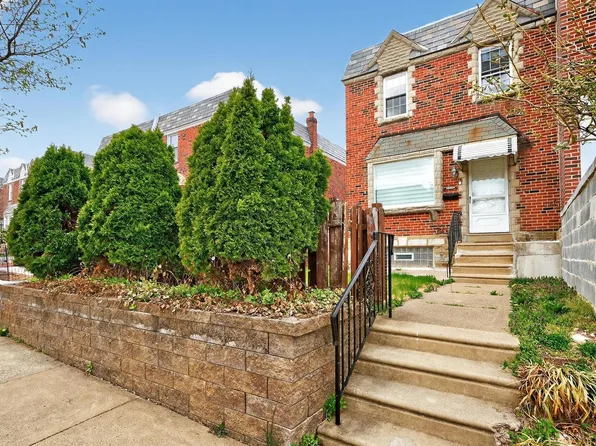 7436 Belden St, Philadelphia, PA 19111