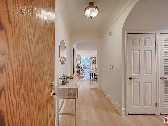 3rd image of 1658 Camden Ave APT 108