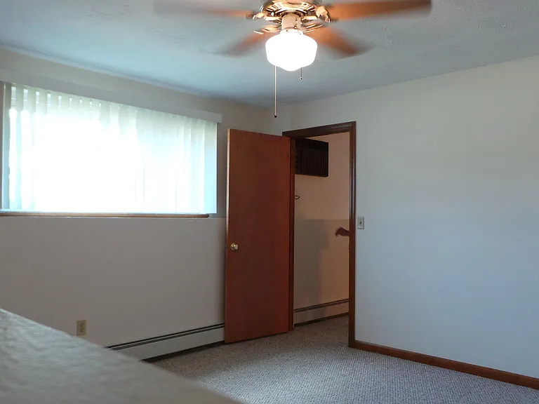 68 Woonasquatucket Ave — Photo 12