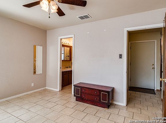5th image of 7611 Forelock St