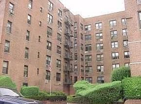 2nd image of 2265 Ocean Pkwy APT 1G