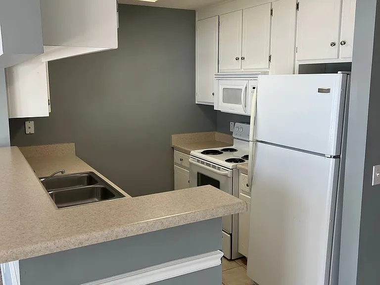 238 Wakefield Way — Photo 3