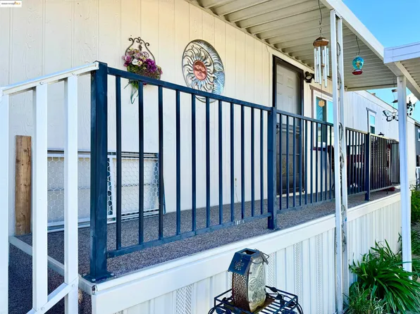 44 Cayuga St, Oakley, CA 94561