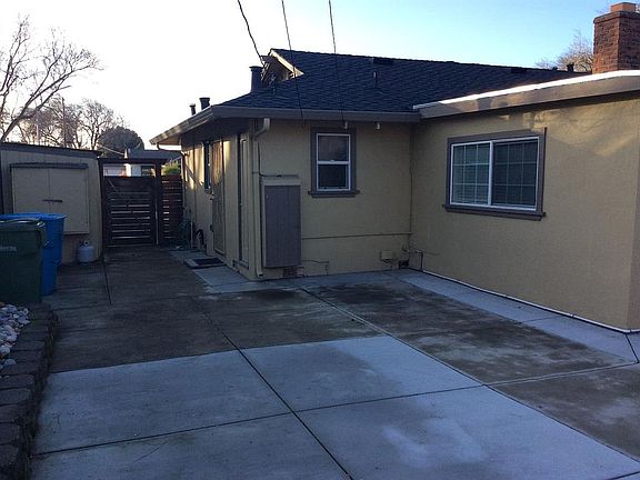 3rd image of 1361 Los Padres Blvd