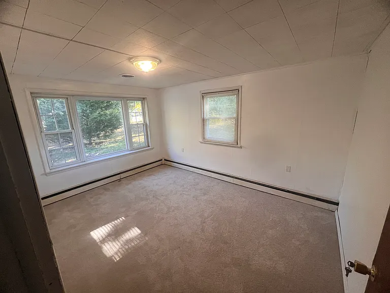 35 N Eastland Dr #1 — Photo 2