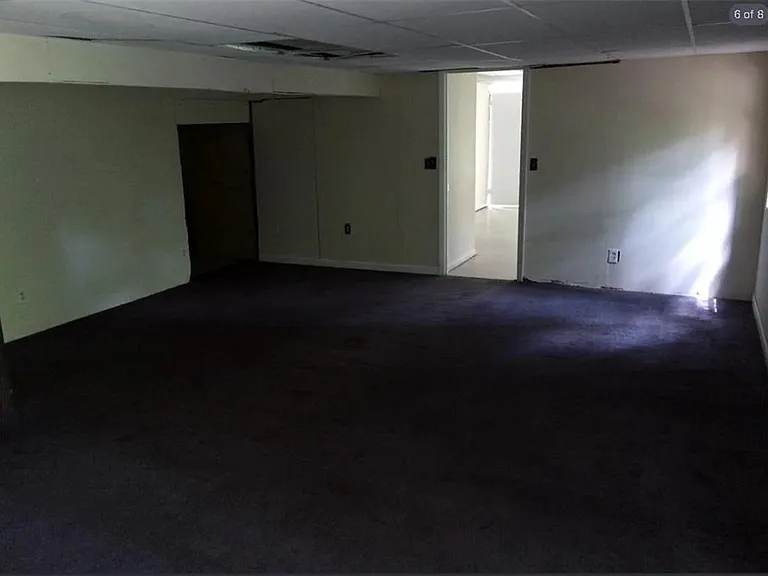 257 Castleair Dr NE — Photo 6
