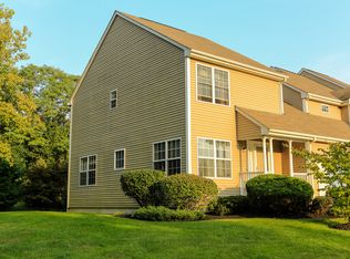 1 Sparrow Ridge Rd, Carmel, NY 10512