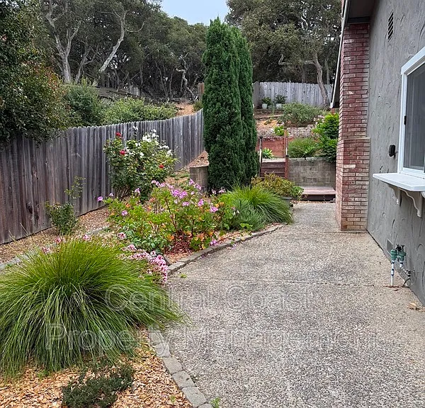 9465 Valley Oak Way — Photo 27