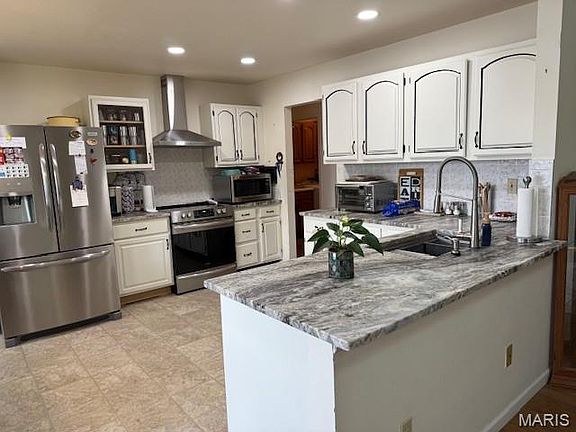 2nd image of 11280 Oak Hill Manor Dr