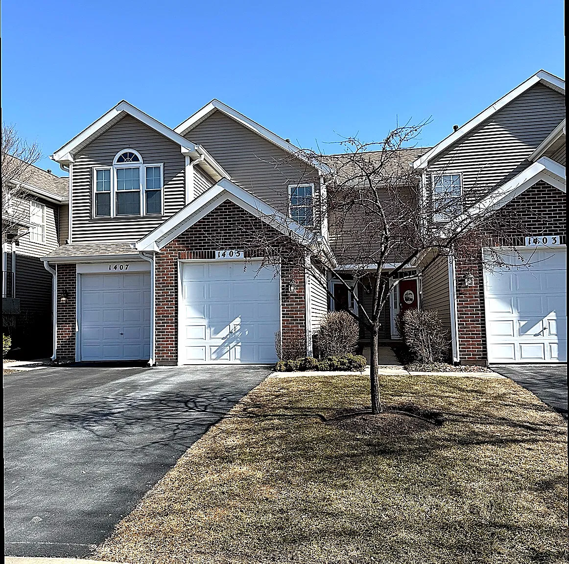 1405 Grayshire Ct — Photo 1