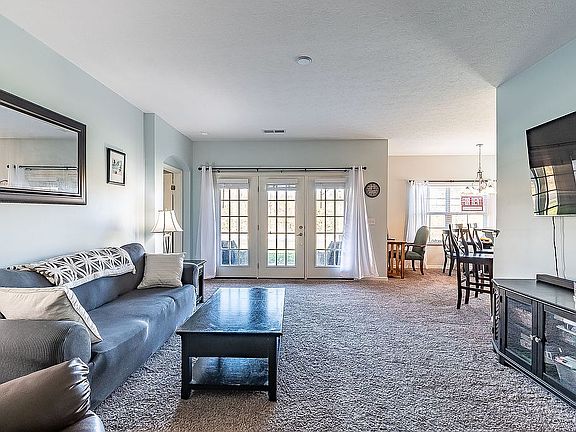 5th image of 3685 Birkland Cir