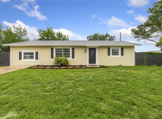 746 4th Pl SW, Vero Beach, FL 32962