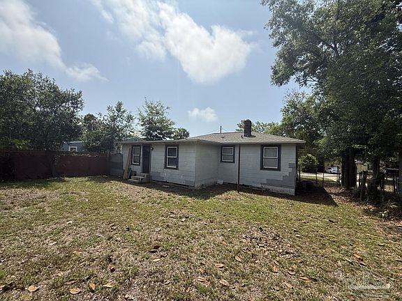 4th image of 211 Ehrmann St