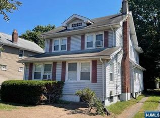 365 Beech St, Teaneck, NJ 07666