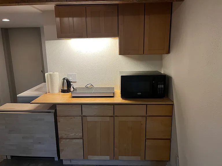 cabinets, microwave