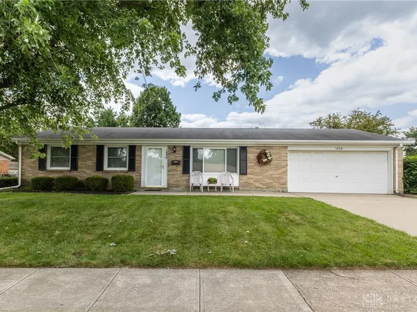 1004 Bristol Dr, Vandalia, OH 45377