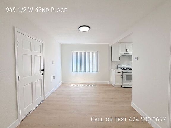 3rd image of 949 1/2 W 62nd Pl