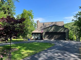 315 Flat Top Lake Rd, Ghent, WV 25843