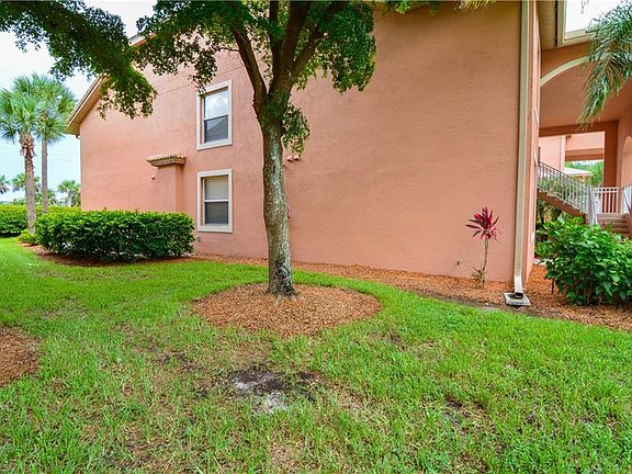 3rd image of 20051 Barletta Ln Unit 2511