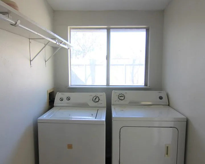 164 S Union Ave #102 — Photo 15