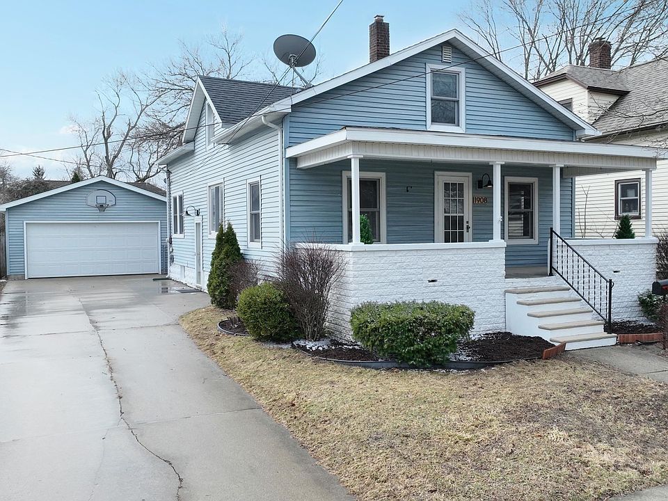 1st image of 1908 Prairie St