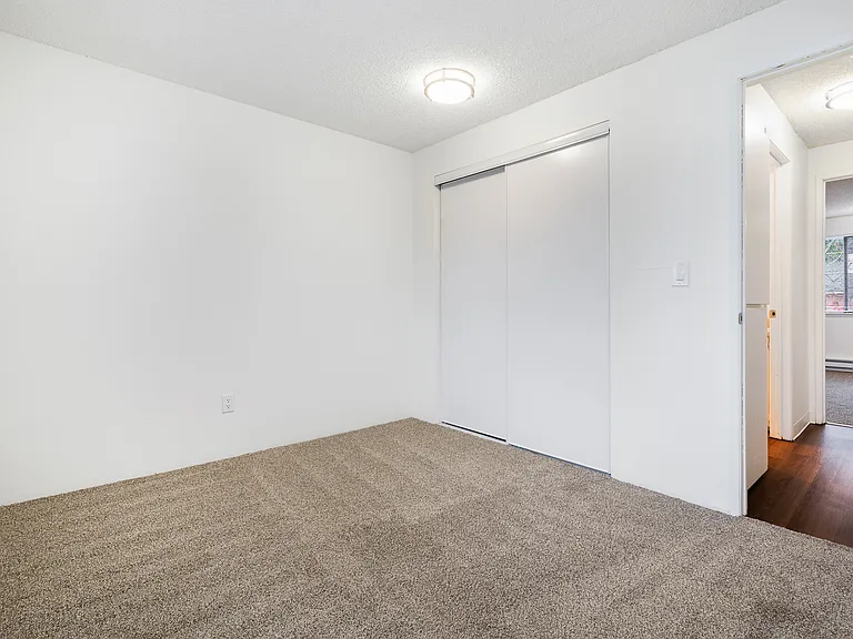 Crystal Springs Apartments — Photo 74