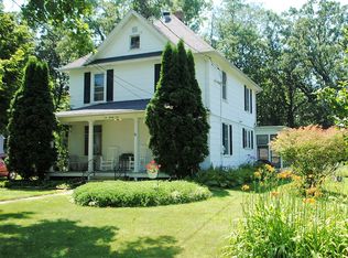621 Mill St, Green Lake, WI 54941