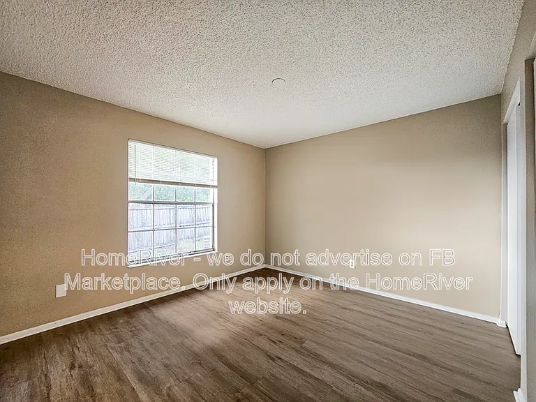 2682 Rachel Ct — Photo 14