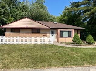 447 Niagara St, Park Forest, IL 60466