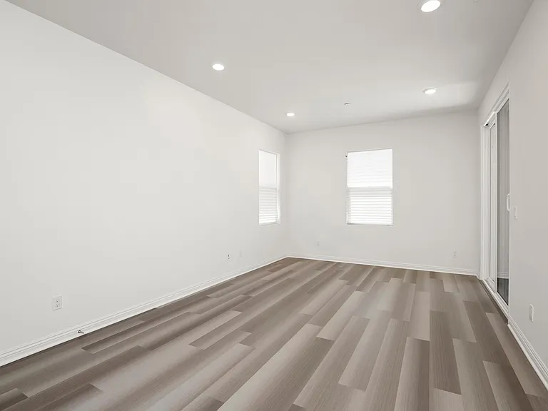 2522 Blackbird Gln — Photo 18