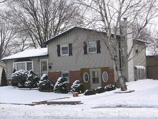 1st image of 5841 W Victoria Dr