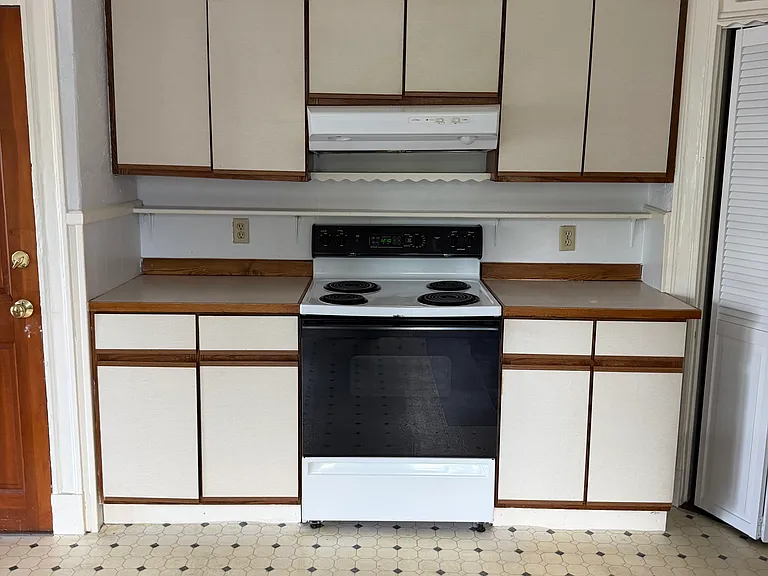 12 Dolphin Ave #3 — Photo 12
