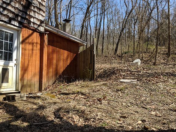 5th image of 4605 Upper Twin Rd