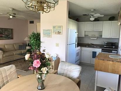 1st image of 65 Woodland Dr