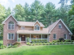 3 Wedgewood Ct, Arden, NC 28704