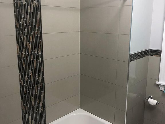 5th image of 400 S 49th St #5B