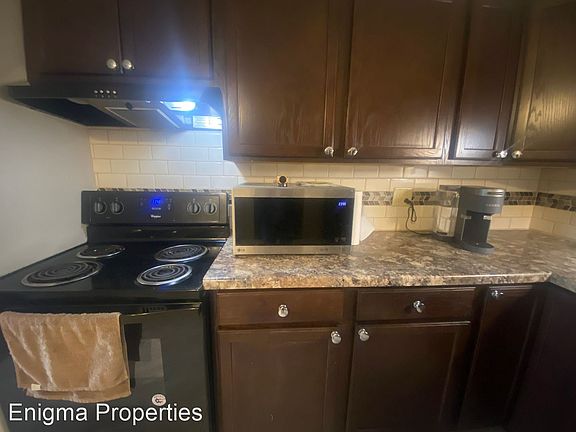 4th image of N113W15477 Francese Dr APT 4