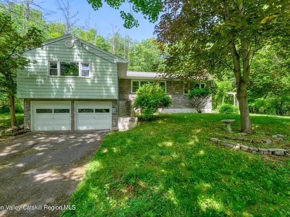27 Arnold Drive, Woodstock, NY 12498