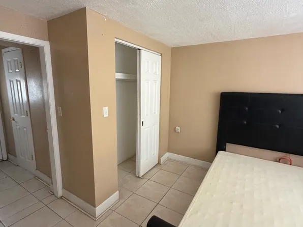 1406 Haven Bnd, Tampa, FL 33613