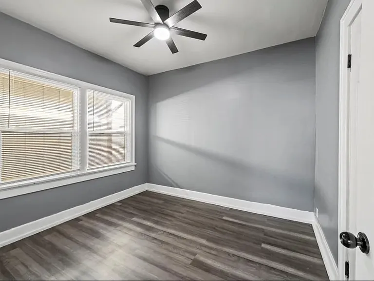 409 N Temple Ave — Photo 9