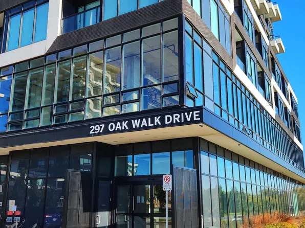 297 Oak Walk Dr, Oakville, ON