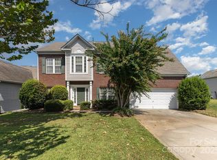 11849 Guildhall Ln, Charlotte, NC 28213