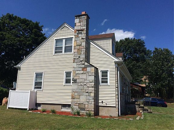 4th image of 994 Atwood Ave
