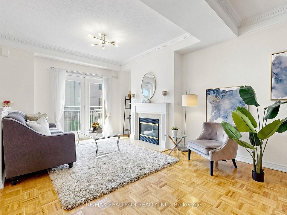 1st image of 9133 Bayview Ave #12
