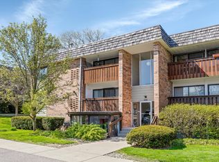 1235 S Maple Rd APT 201, Ann Arbor, MI 48103