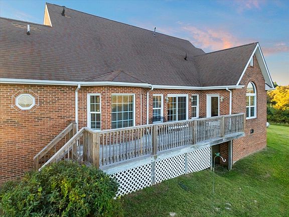 5th image of 217 Alpine Ridge Ln