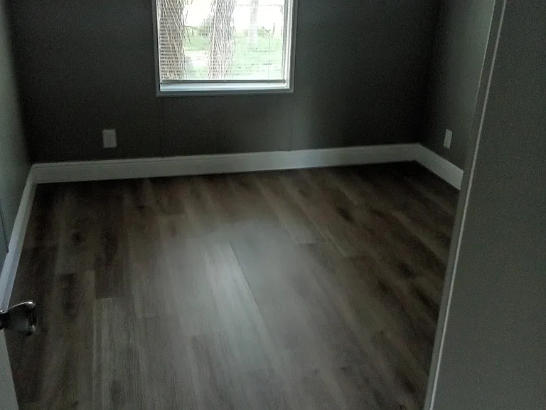 4301 Sherwick Dr — Photo 10