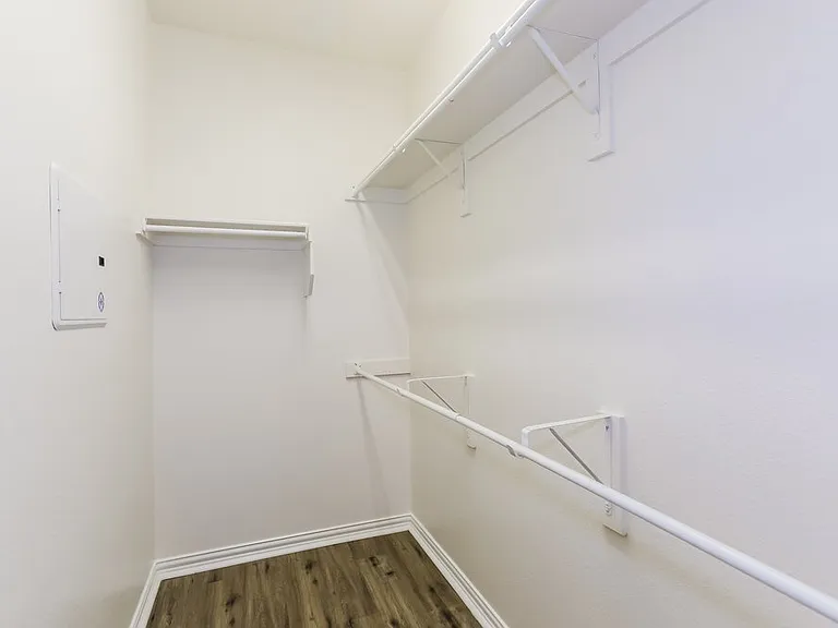 713 Cedar Cove Dr — Photo 12
